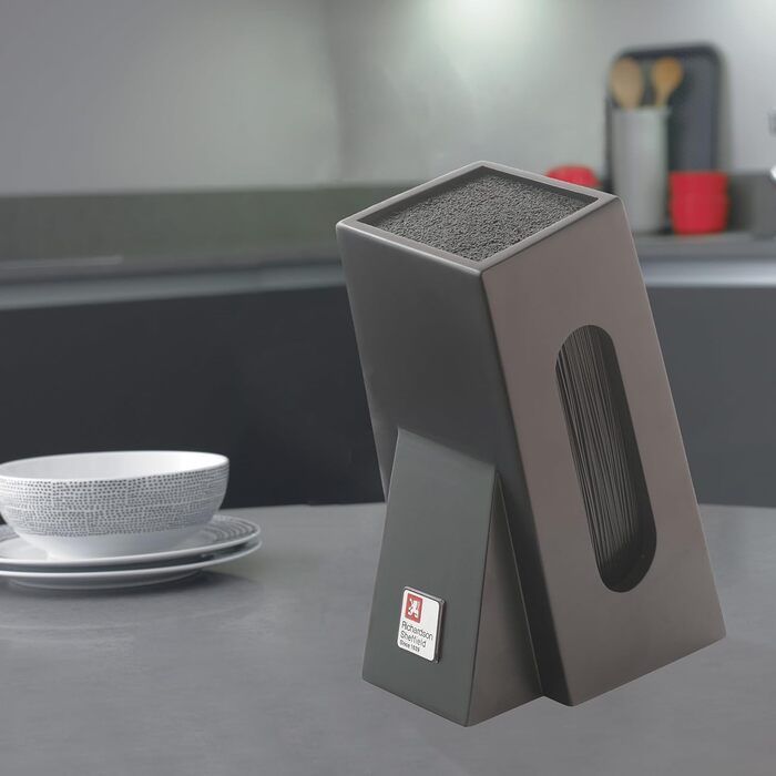 Richardson Sheffield Universal Knife Block without Knives Black | Removable Brush Insert | Flexible Spaghetti Bristles for Easy Placement | Knife Block Black Blade-Friendly Holds 5-6 Knives