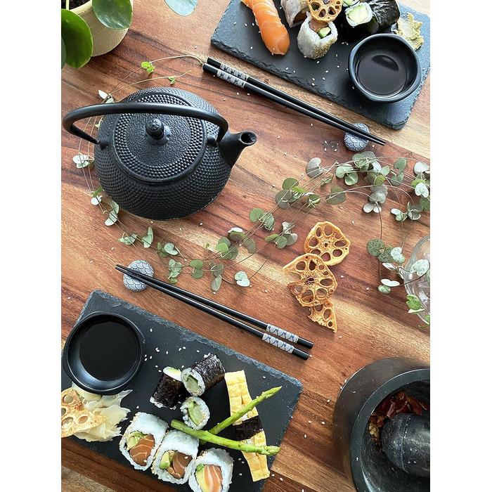 Набір для суші на 2 особи - чорний, 10 предметів: палички, шліфувальні дошки, підставки, миски. У подарунковій коробці.