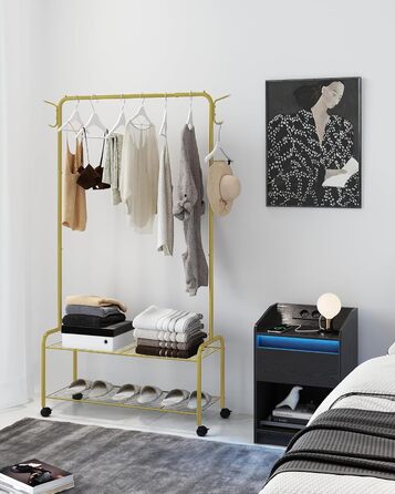 Clothes rack with 2-tier shelf, 3-in-1 design, clothes rack with 4 wheels, coat rack with 4 hooks for bags, Gold GR07499A