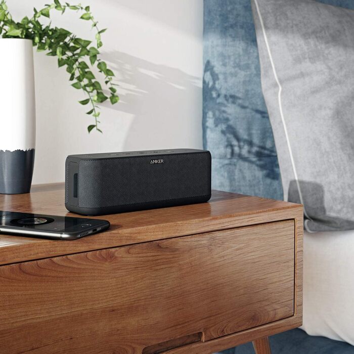 Портативна Bluetooth колонка Anker SoundCore Boost з BassUp, IPX7, 12 годин роботи, 20м радіус дії, Dual Drivers, EQ