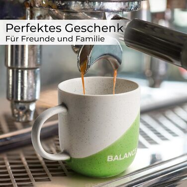 Набір кавових чашок Miamio 4 шт. по 300 мл з приколами. Подарунок для мами, тата, друзів, сім'ї. Безпечно для мікрохвильовки та посудомийної машини (Дизайн A)