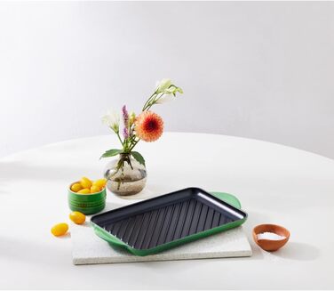 Чавунна прямокутна гриль-пластина Le Creuset 33 см, універсальна для всіх типів плит, індукція, чорна, Bamboo