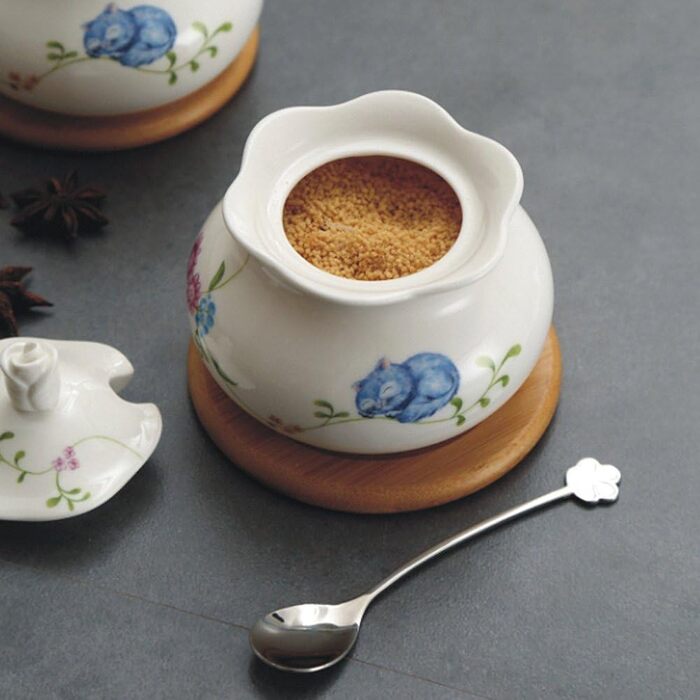 Hotoco Sugar Bowl, Ceramic Sugar Bowl with Lid and Stainless Steel Spoon for Home and Kitchen - Flower Design, White flower