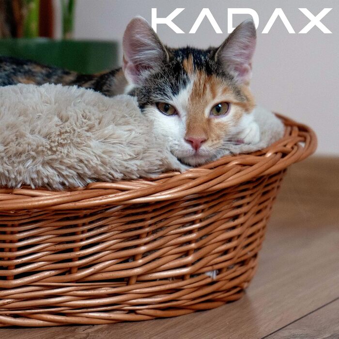 Лежанка для собак та котів KADAX з плетеної лози, 13x58x45 см, натуральний колір, зручне ліжко для тварин