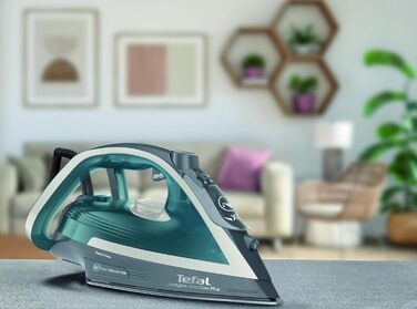 Парова праска Tefal Ultragliss Plus FV6842, 2800 Вт, знімний колектор накипу, подача пари 50 г/хв, паровий удар 260 г/хв, автоматичне вимкнення, захист від накипу, антицарапка, бірюзово-сіра
