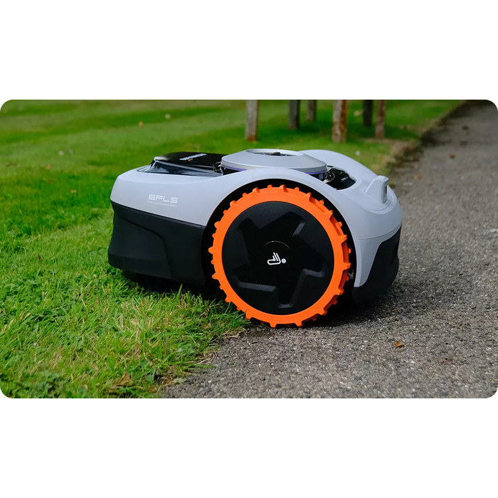 Робот-газонокосарка Segway Navimow i-105E RTK, ширина стрижки 18 см