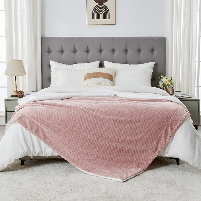 Плюшевий плед Sherpa Sochow: теплий, м'який, двосторонній (220 x 240 см, сіро-рожевий)