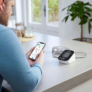 Тонометр OMRON M2 Intelli IT на плече – вимірювання артеріального тиску