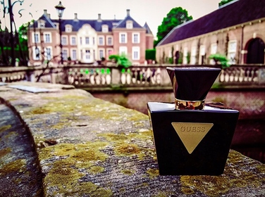 Парфумована вода Guess Seductive Noir, 75 мл, східна