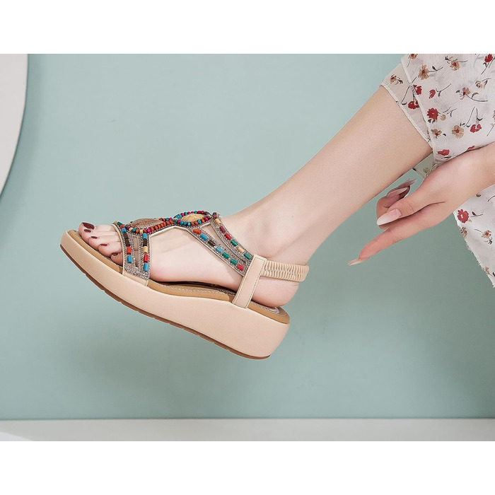 Босоніжки жіночі літні на танкетці Keilsandalen Aprikose 35 EU. Елегантні босоніжки з камінням та перлами для пляжу, висота танкетки 5 см