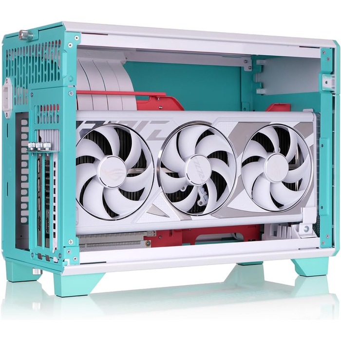 Корпус Thermaltake TR100 Mini-ITX з двокамерним дизайном, підтримка AIO 280мм та PCIe 4.0