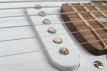 Електрогітара чорна - комплект з підсилювачем 20W, чохол, ремінь, струни, 3 медіатори St5 Black