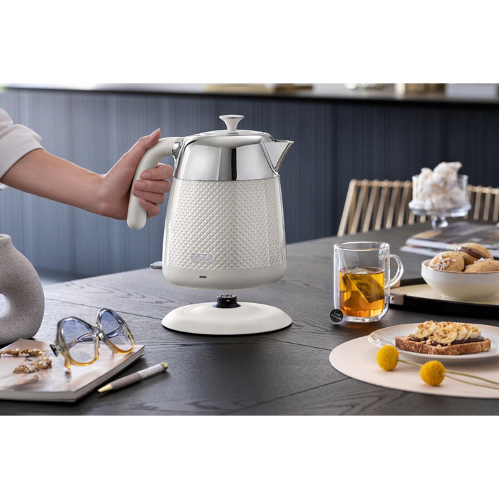 Електричний чайник De'Longhi Luminosa KLB2001.W 2000 Вт, Twill White