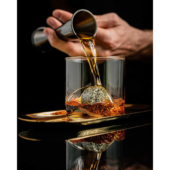 Набір для віскі R.O.C.K.S. з 6 гранітних каменів ручної роботи та дерев'яна подарункова шкатулка