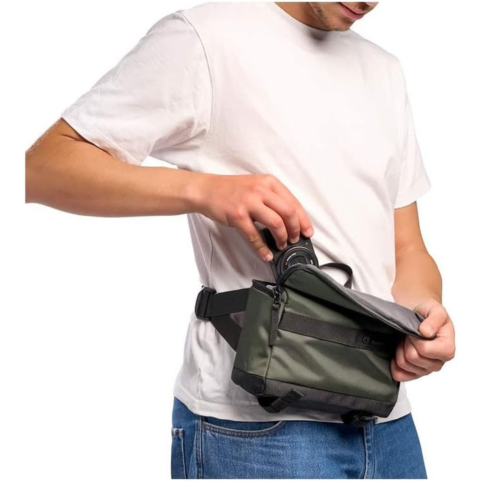 Рюкзак для фототехніки Manfrotto Street Slim, зелений, з переднім та заднім доступом, для DSLR та Mirrorless камер, з відділеннями для ноутбука та аксесуарів