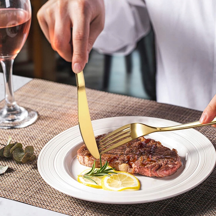 Набір золотих столових приборів на 6 осіб, нержавіюча сталь, 24 предмети — ідеальний подарунок