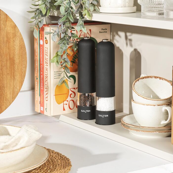 Набір електричних мельниць для солі та перцю Salter – зручне управління однією рукою, керамічний млин, регульований ступінь помелу, стильний чорний корпус з підсвічуванням