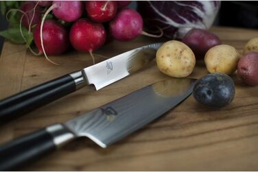 Японський кухонний ніж KAI Shun Classic Santoku 14 см, дамаск, 32 шари, VG-MAX, 61 HRC, пакка, Японія