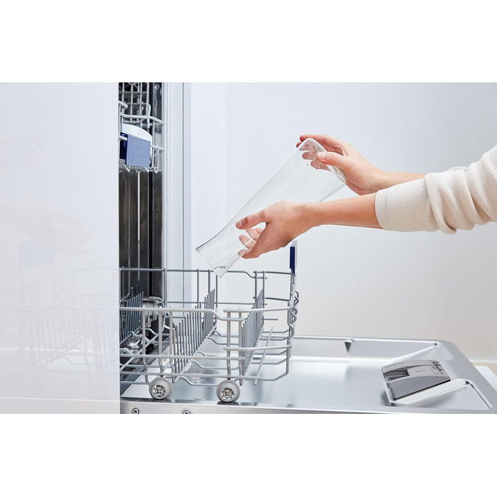 Emsa 514233 Flow Slim Glass Carafe, with Cooling Element, Glass, Elegant Design, 1 Liter, Transparent, 11 x 11 x 38.2 cm