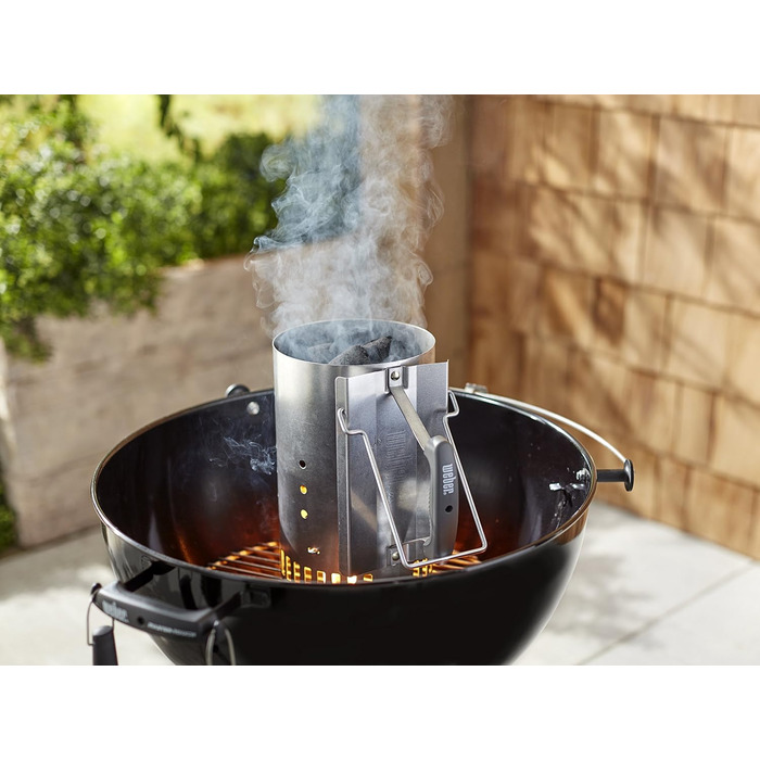 Weber 1221004 Charcoal Grill Compact Kettle, Diameter 47 cm, Black, Dome Grill + Grill Cover Charcoal grills with a diameter of gray (57cm, Bundle with Rapidfire Starter Chimney)
