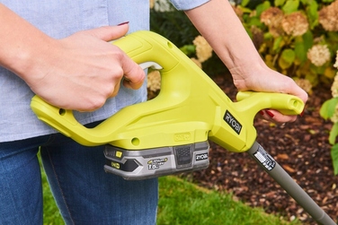 Акумуляторний тример для країв Ryobi, 23 см, 1,8 кг