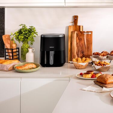Фритюрниця без олії Cecotec Cecofry Fantastik Window 4000, 4 л, 1400 Вт, 9 програм, сенсорне управління, PerfectCoo, 80-200ºC, чорний