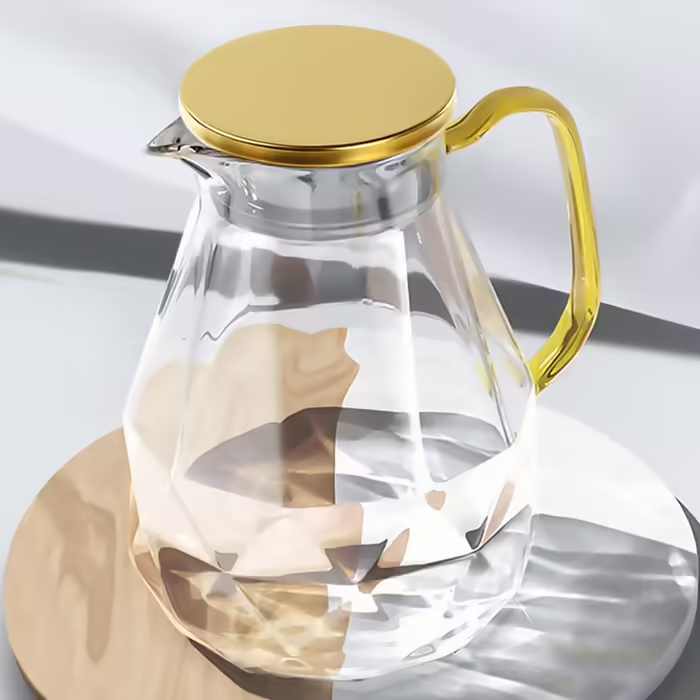 DUJUST Glass Giraffe with Gold Lid, 2 Liter, Water Carafe with Modern Diamond Design, Glass Pitcher with Handle for Fruit Infusion, Durable Heat-Resistant Water Pitcher for Iced Tea/Milk/Coffee