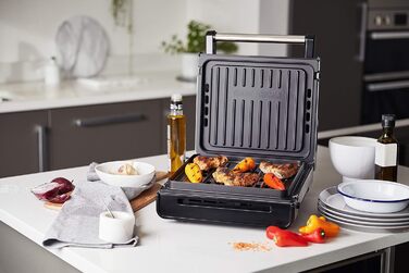 George Foreman Smokeless Grill - Indoor BBQ with Adjustable Temperature & Dishwasher-Safe Grill Plate