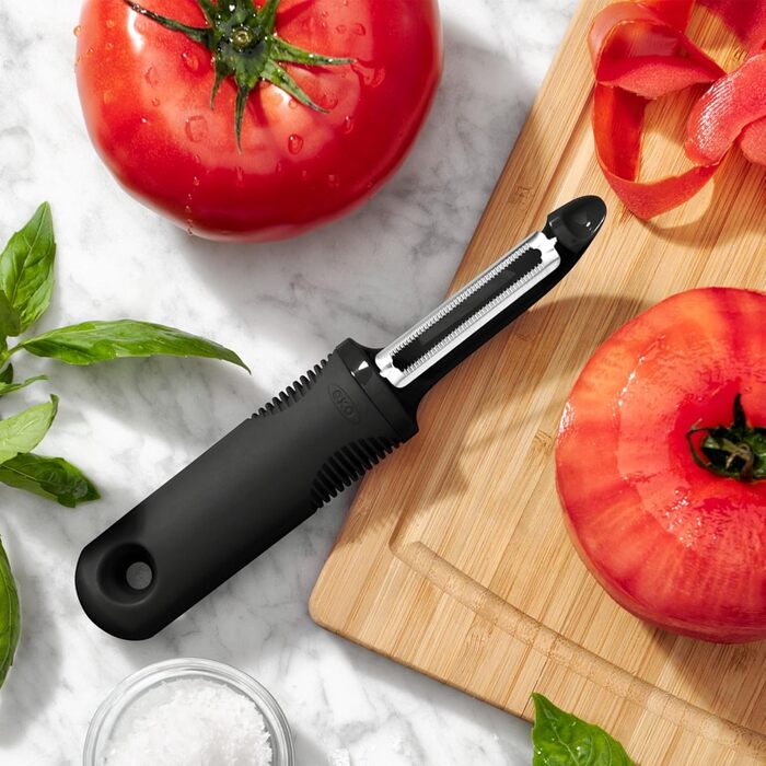 Ніж OXO Steel з нержавіючої сталі, чорний, серрейторний (хвилястий)