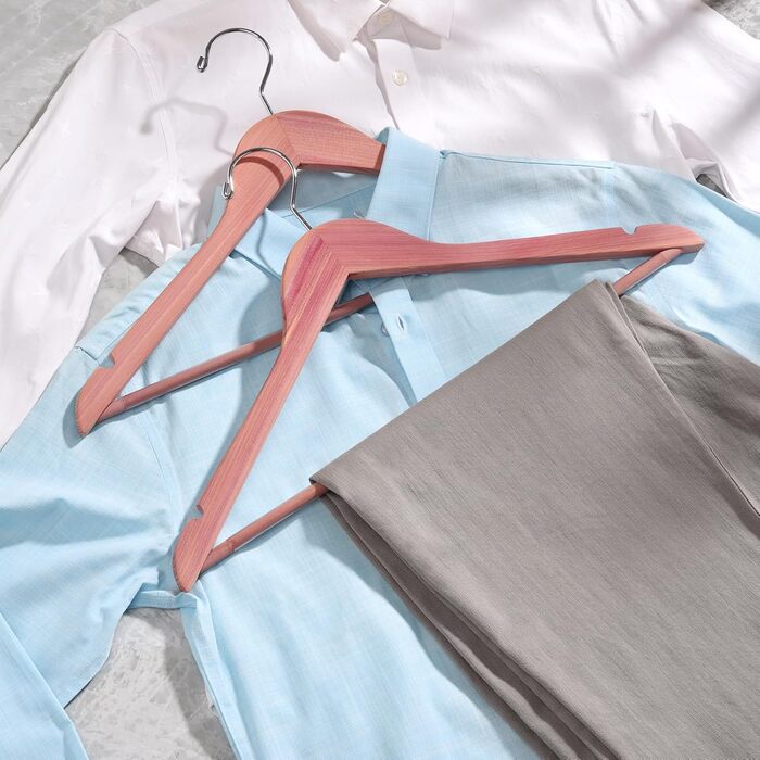 Amber Home 10-Piece 17.5-inch Cedar Wood Clothes Hangers with Non-Slip Notch, Natural Cedarwood Hangers with Round Bar for Suit, T-Shirt, Shirt, Jacket, Coat, Dress, Pants