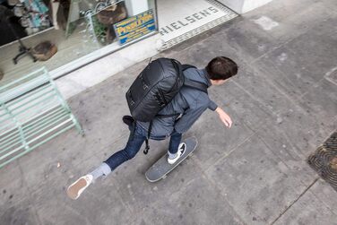 Рюкзак Lowepro FreeLine 350 AW: для фотографів та подорожей (DSLR, беззеркальні, об'єктиви, ноутбук)