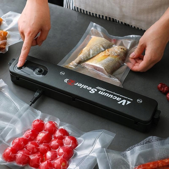 ВАКУУМНИЙ ПАКЕТУВАЛЬНИК ДЛЯ ПРОДУКТІВ ХАРЧУВАННЯ