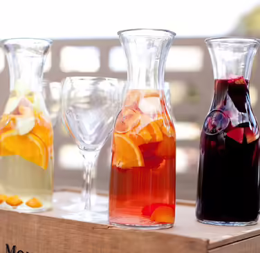 Lawei 4-Piece Water Jug Glass Water Pitcher 1 Liter Water Bottle Juice Pitcher Glass Glass Pitchers with Lid for Water, Juice, Iced Tea, Drinks, Wine