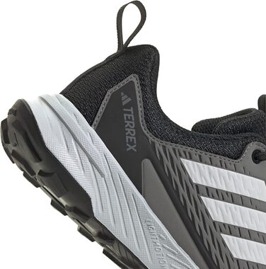 Жіночі трейлові кросівки adidas Terrex Tracefinder 2 Climaproof, 37 1/3 EU, чорний/сірий