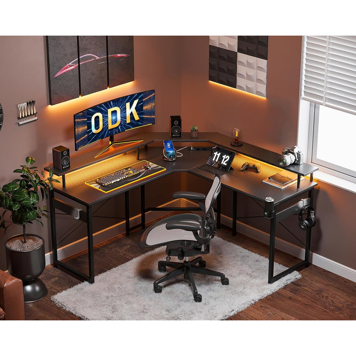 Ігровий стіл ODK 129x129 см з LED підсвіткою, розетками і USB, комп'ютерний стіл з великою полицею для монітора, карбон, чорний