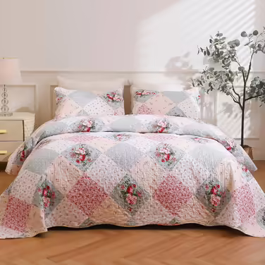 DECMAY Daybed Cover 220x240 cm, Bedding Floral Patchwork Blanket Bedspread, 3 Piece Bedspread Microfiber Daybed Cover with 2 Pillowcases 50x70 cm, for Daybed Sofa 220x240cm Pink