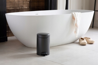 Сміттєвий кошик Brabantia NewIcon з педаллю, 3 л, графітовий