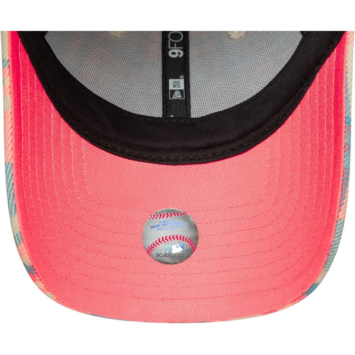 Кепка New Era New York Yankees MLB League Essential Rose 9Forty Adjustable для жінок