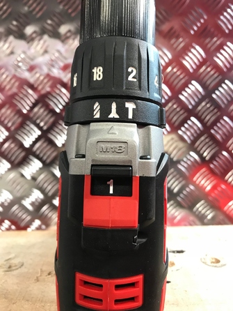 Акумуляторний ударний дриль-шурупокрут Milwaukee M18 BPD-0, 18 В, 50 Нм