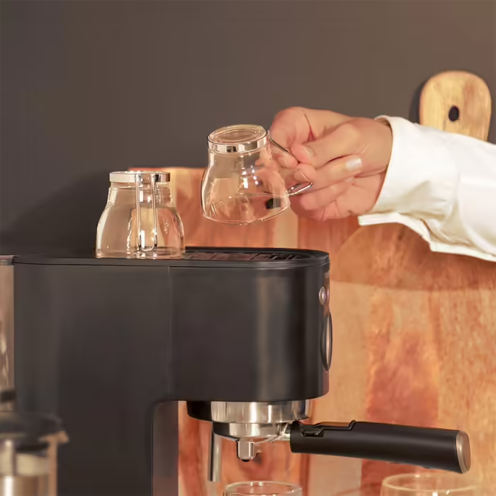 Cecotec Espressomaschine Espresso and Cappuccino Cafelizzia 790 Steel Pro. 1350W, Pressure Gauge, Thermoblock System, 20 Bar Pressure, Automatic Mode for 1-2 Coffees, Swivel Steam Wand, 1.2L, Stainless Steel (Black | Fast, With Pressure Gauge)