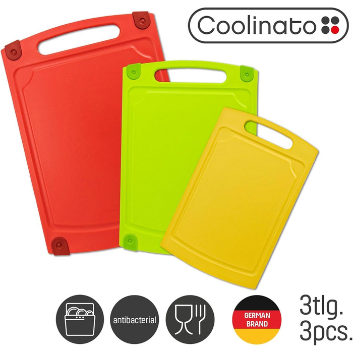 Набір кухонних дощок Coolinato з пластику сірого кольору (S/M/L) – 3 шт. з антибактеріальним покриттям, канавкою для соку, неслизькими кутиками та ручкою. Ідеально для гігієнічного розділення продуктів. Можна мити в посудомийній машині.