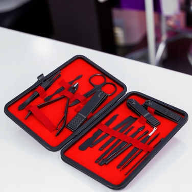 Набір для манікюру 16 предметів з футляром: кусачки, ножиці, пилки та аксесуари