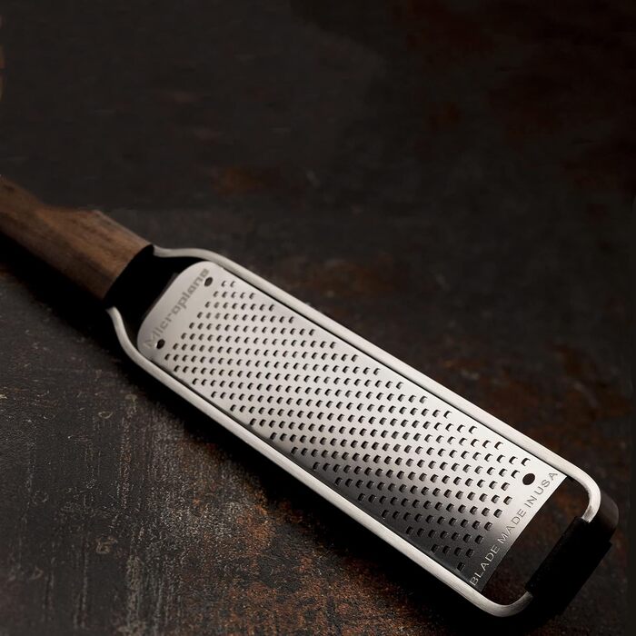 Microplane Zester Kitchen Grater Fine for Citrus Fruits, Hard Cheese, Ginger, Chocolate & Nutmeg from the Master Series with Walnut Wood Handle and Stainless Steel Blades - Made in USA