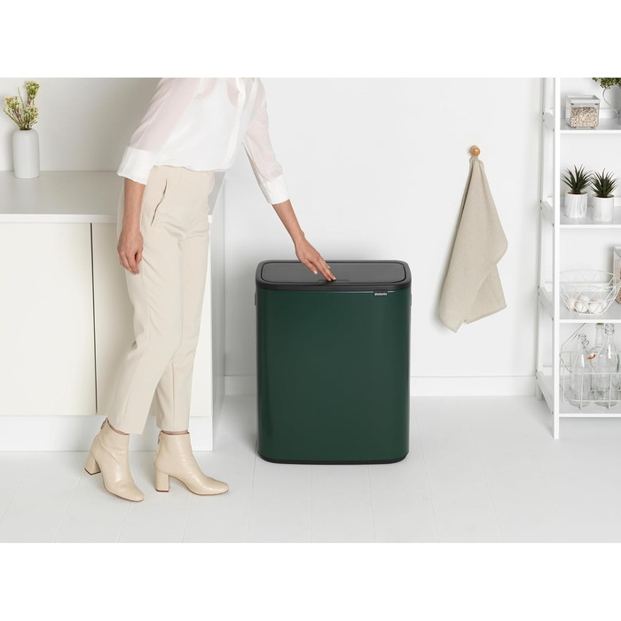 Сміттєвий бак Brabantia білий 60 літрів з внутрішнім відром (Pine Green)