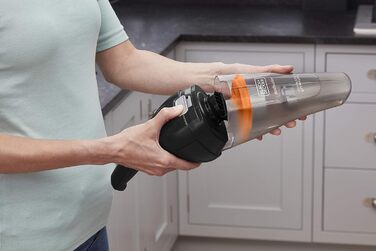 Ручний бездротовий пилосос BLACK+DECKER Dustbuster 3.6V NVC115JL-QW білий (чорний)