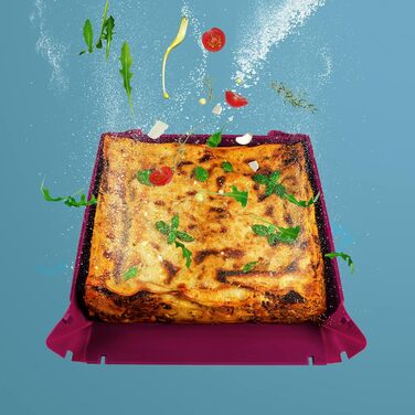coox WUNDERFORM Basic MQ in Dark Red, the first foldable baking pan, space-saving baking and casserole dish made of BPA-free silicone