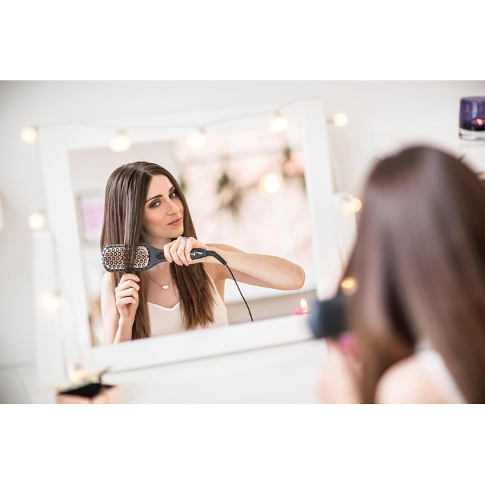 Випрямляч для волосся Remington 2in1 CB7400: Щітка-випрямляч, чорний, 150-230°C