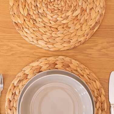 YANGQIHOME Placemats made of Water Hyacinth, Round Table Mats, Handmade Round Coasters, Plate Coasters for Dining Table and Boho Decor (Set of 6, 30 cm)
