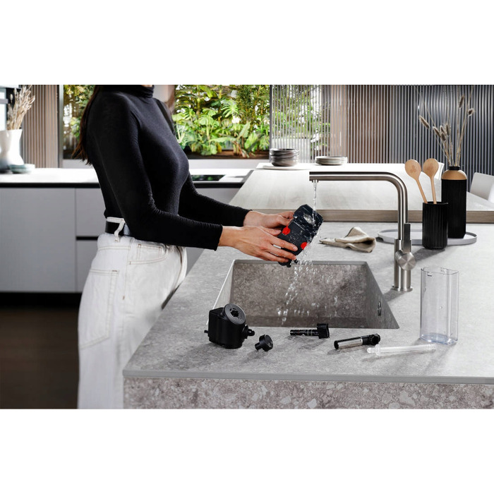 Автоматична кавомашина De'Longhi ECAM310.60.B, 1450 Вт, чорна