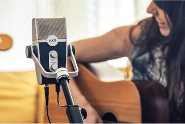 AKG Lyra USB-C Конденсаторний мікрофон для подкастів, відео, геймінгу та стрімінгу - Синій/Срібний